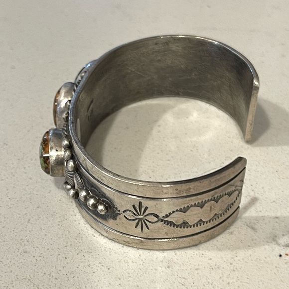 Royston Turquoise Native American Bracelet - Picture 5 of 6